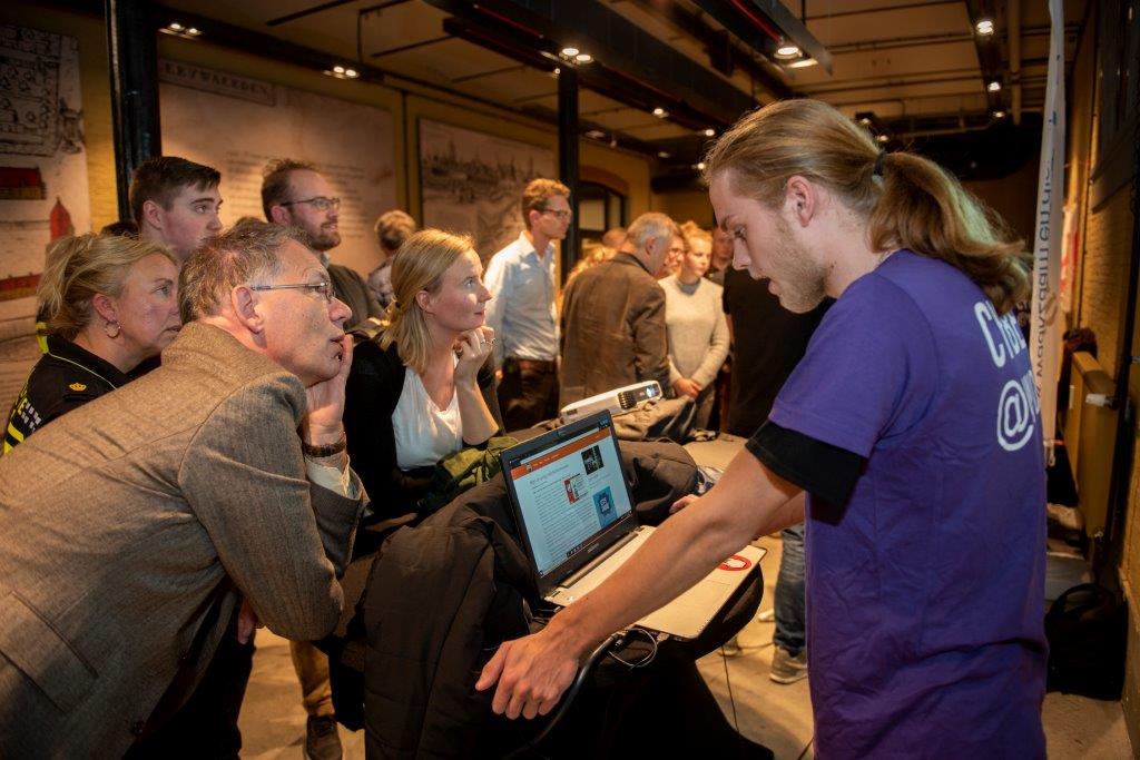 Sfeerbeeld cyber to go roadshow