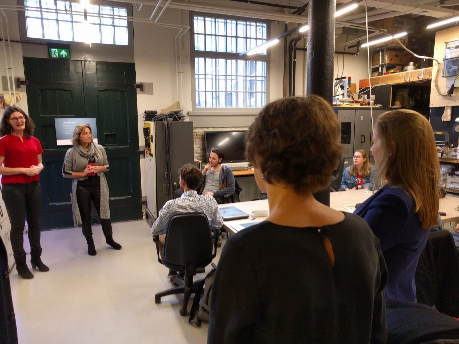 Sfeerbeeld cyber to go roadshow